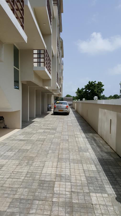 Acons Palm Beach Alībāg Extérieur photo